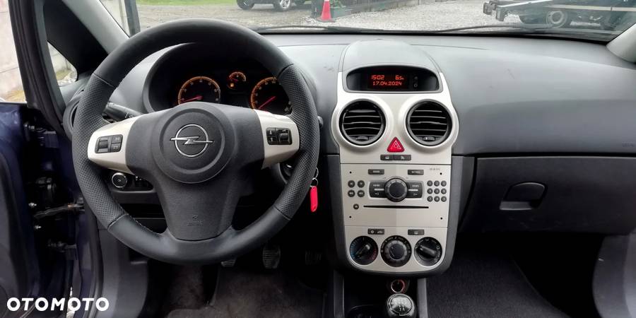 Opel Corsa 1.2 16V Enjoy - 13