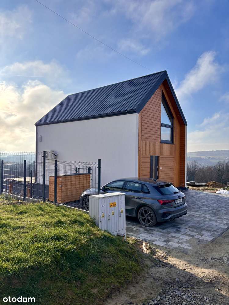 Nowoczesne Stodoły z widokiem na Tatry, niedaleko Krakowa - Pełny obrazek: 1/12