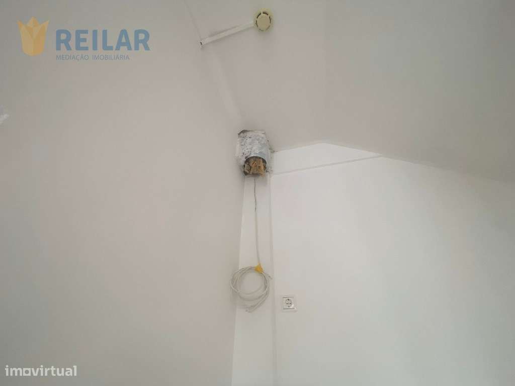 Póvoa de Santa Iria - Loja 62m2-20