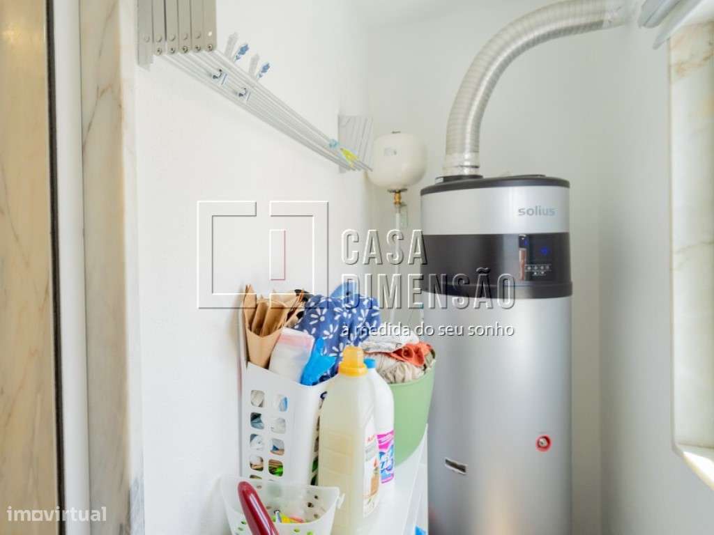 Apartamento de tipologia T2 na Serra de Carnaxide, com Garagem BOX,...-26