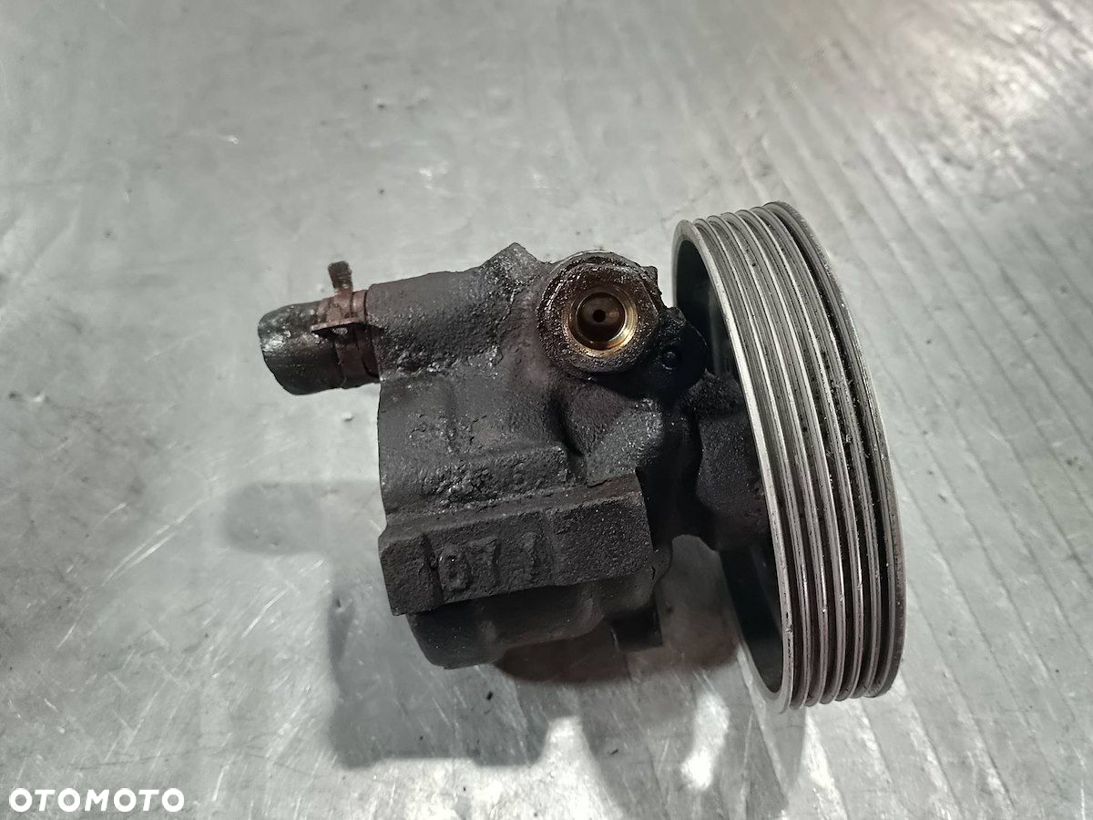 POMPA WSPOMAGANIA RENAULT LAGUNA I ( 93-01 ) 7700431285 1.8 16V - 5