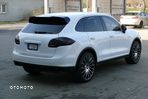 Porsche Cayenne - 5