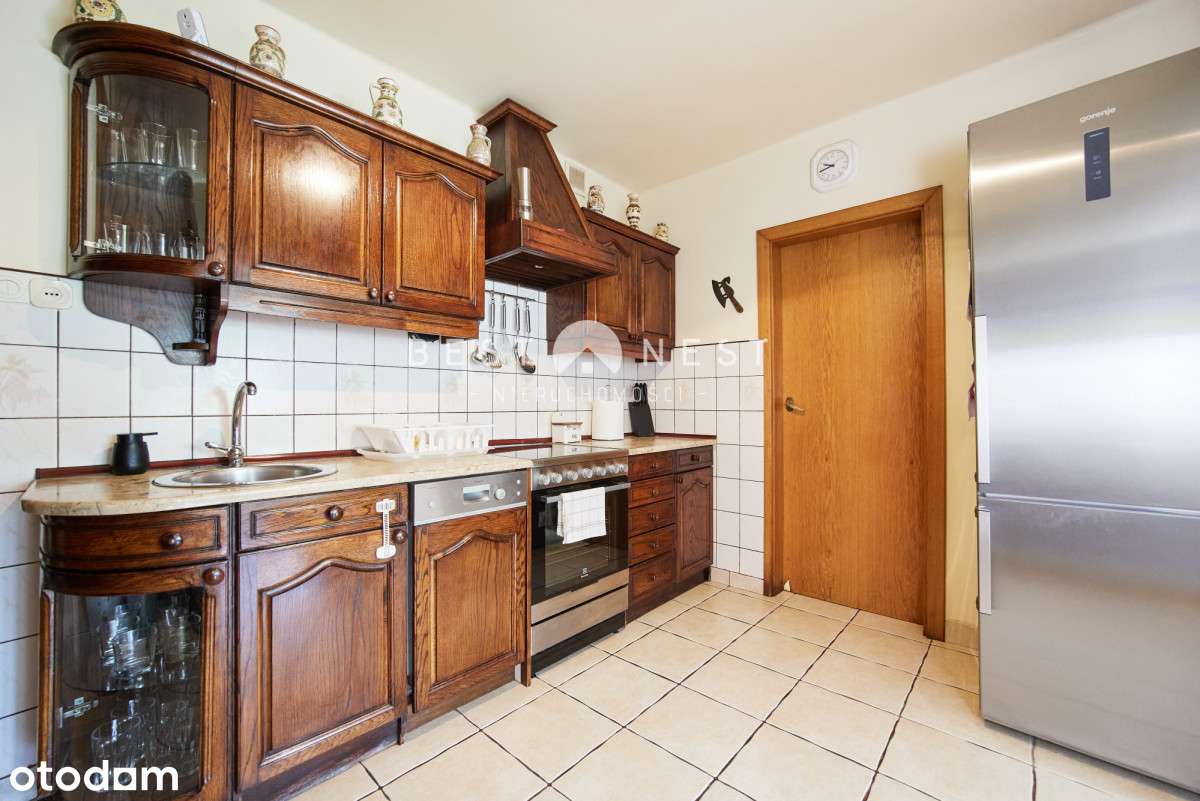 Wapienica, okolice stadionu, połowa domu - Pełny obrazek: 4/7