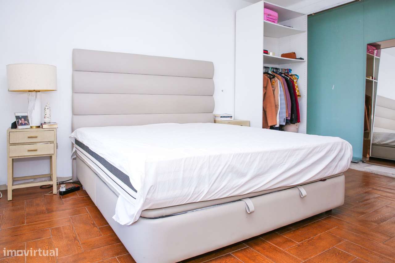 Moradia T4 isolada com logradouro de 2.200m²-18