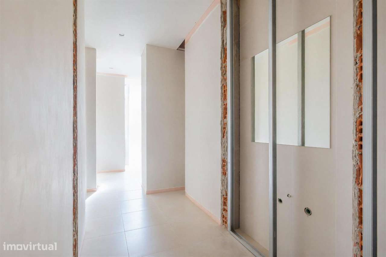 Apartamento T2 Renovado em Ermesinde – Personalize os...-36