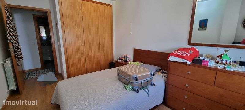 Alugo T2 com suite e aquecimento central no centro de Valongo. - Grande imagem: 4/9