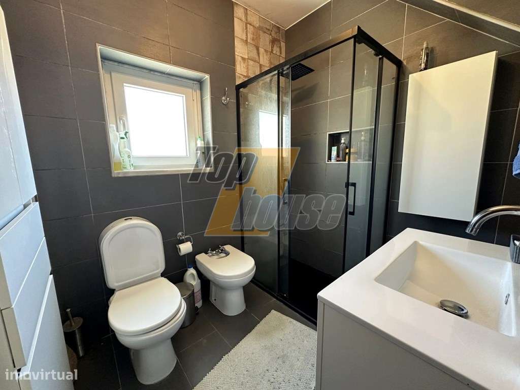 Moradia Isolada T4+1 - Vista de Mar - Charneca de Caparica-24