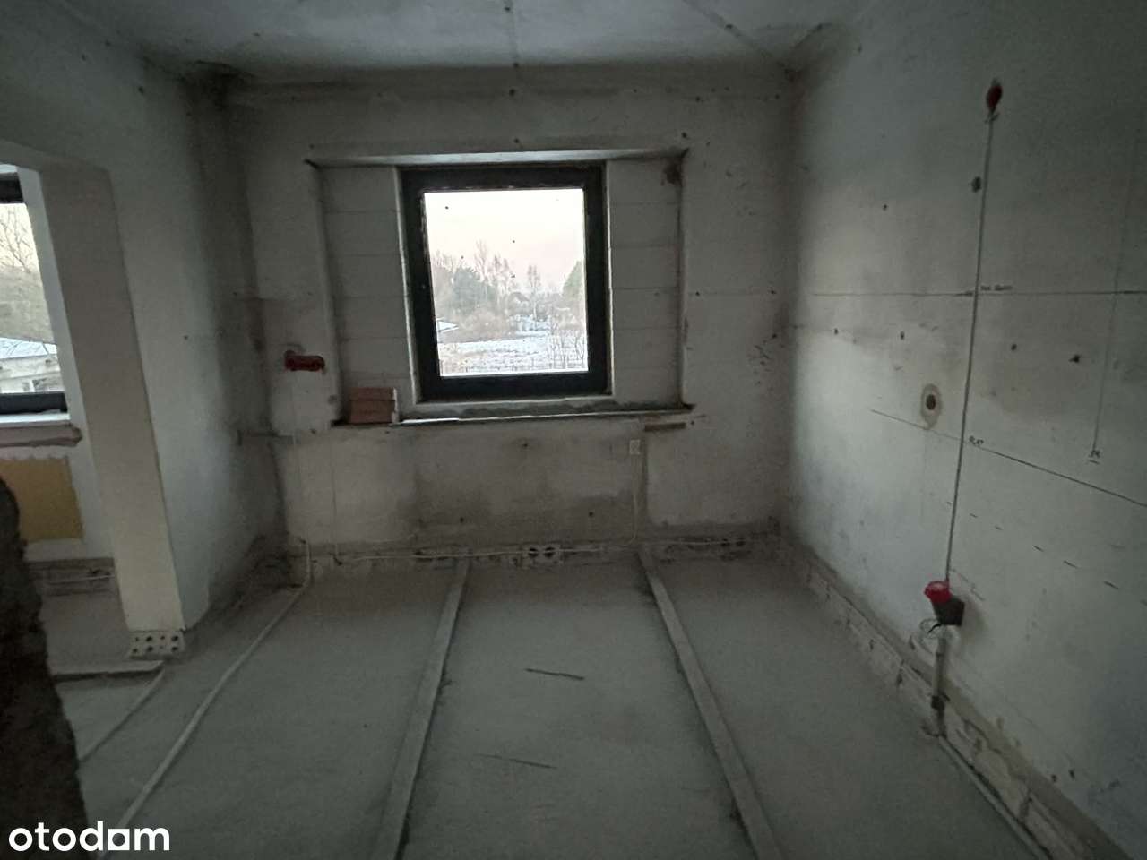 Dom do wykończenia. Ruda Białaczowska.-7