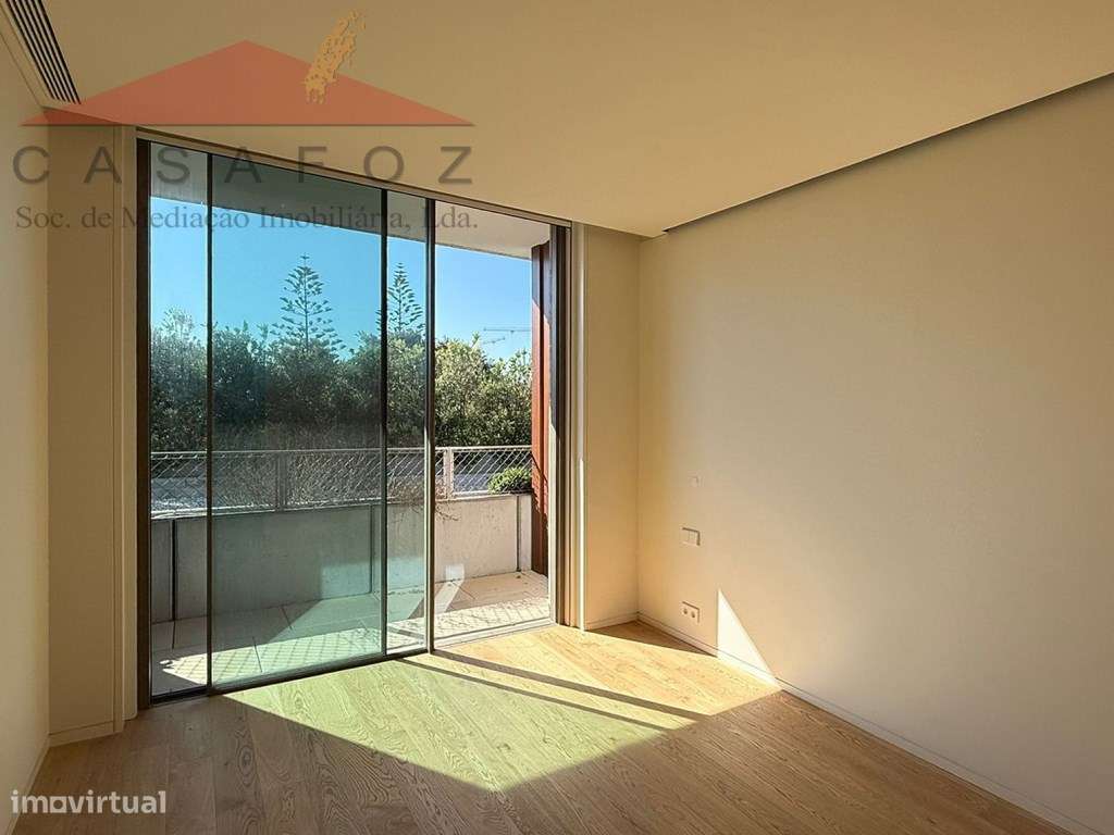 Venda Apartamento T3 Duplex Novo em Nevogilde-18