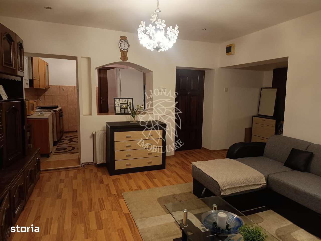Apartament 3 camere-etaj 2-parcare- ideal investitie,  Ultracentral - Imagine principală: 1/8