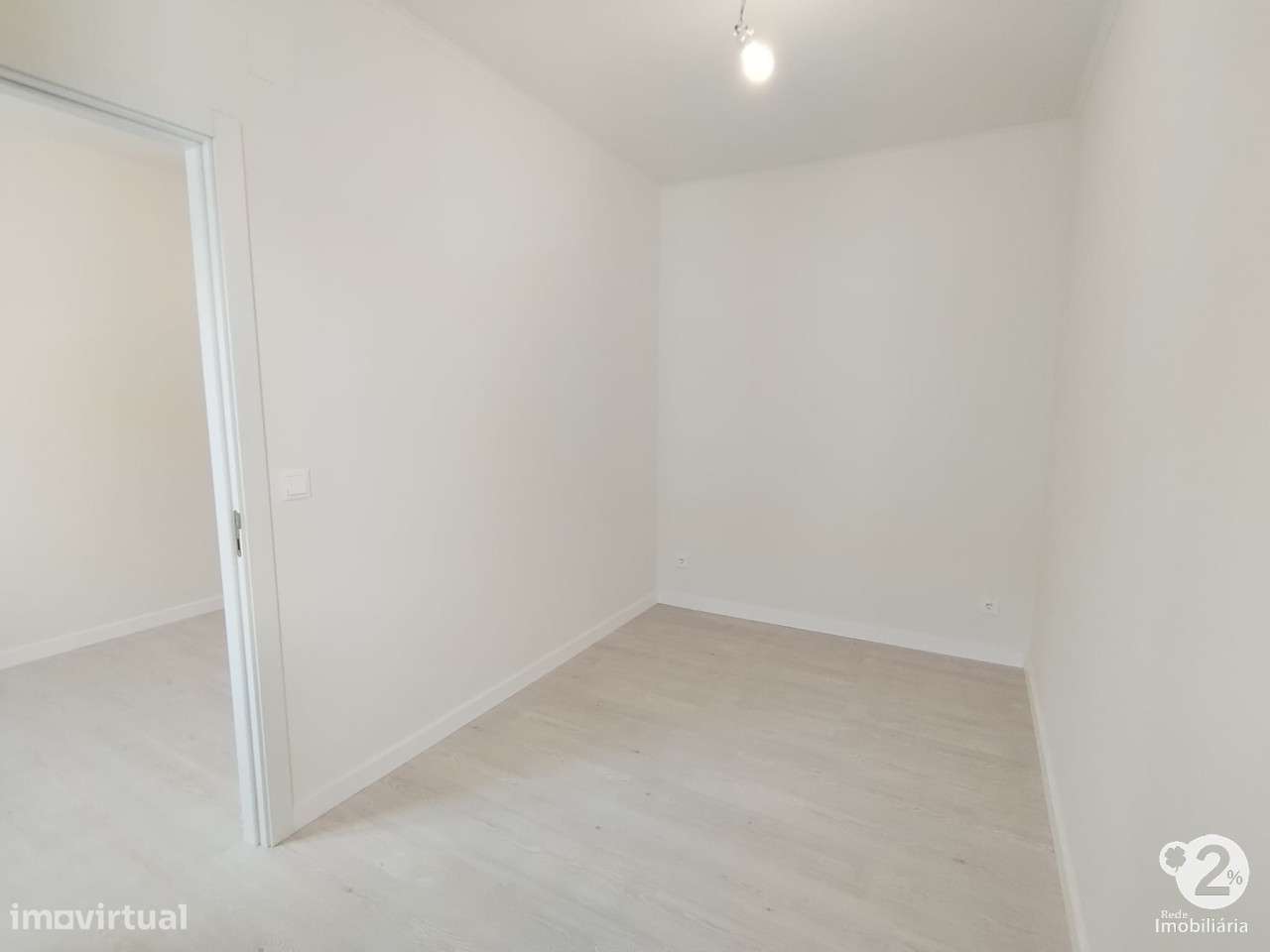 Apartamento T2 totalmente remodelado na Penha de França – pronto a...-23