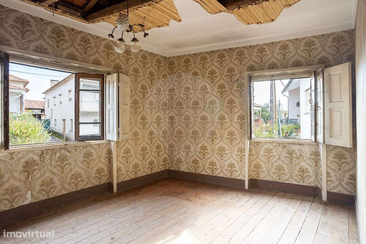 Moradia T4 para venda-18