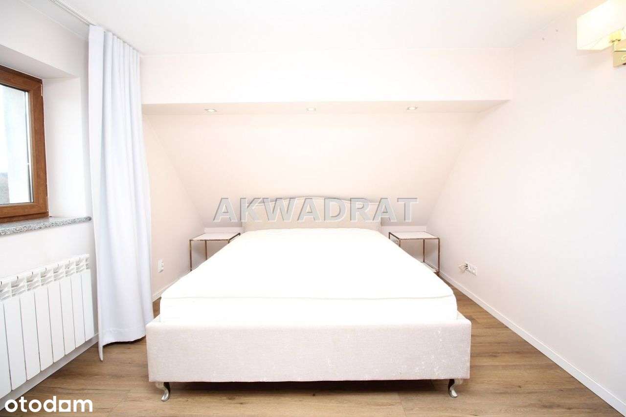 Dom w zabudowie szeregowej Piaskowa Góra-10