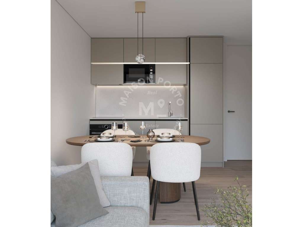 Apartamento T1 com Varanda e Lugar de Estacionamento inserido em Co...-26