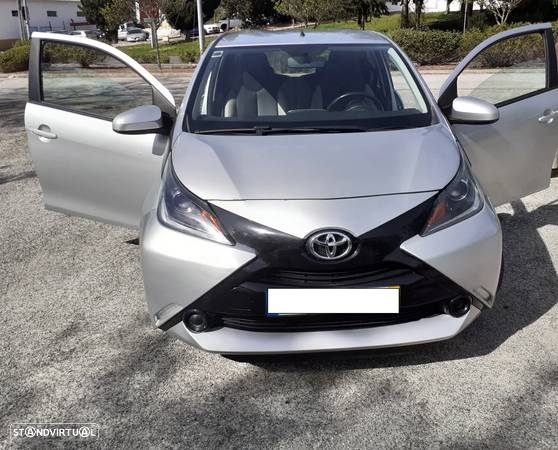 Toyota Aygo 1.0 - 1