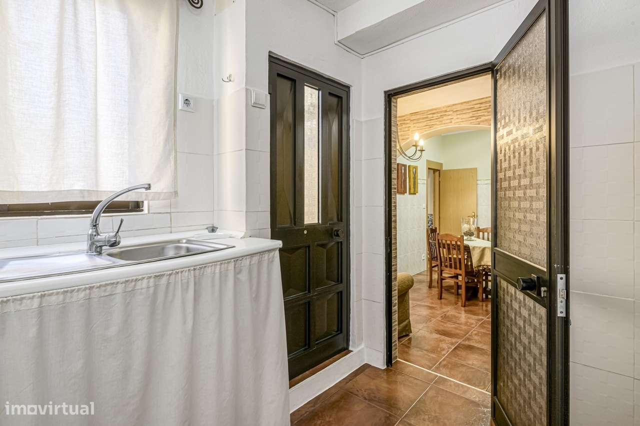 Moradia T2+1, c/ Garagem, Bairro do Areias – Montijo-51