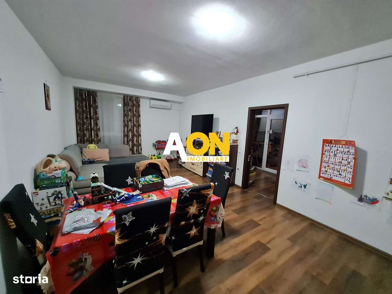 Apartament 3 Camere, 83 mp, Decomandat, Cu Garaj la Subsol - Imagine principală: 2/13