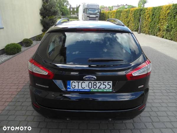 Ford Mondeo - 14