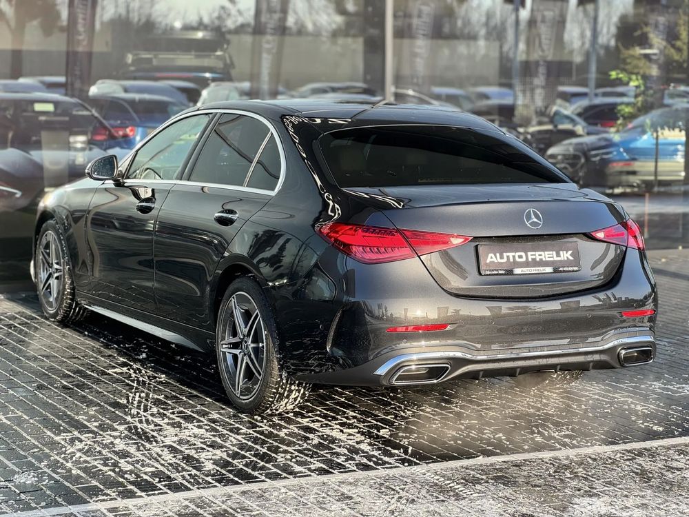 C 180, Linia AMG, Pakiet Advanced Plus, Keyless GO, HAK