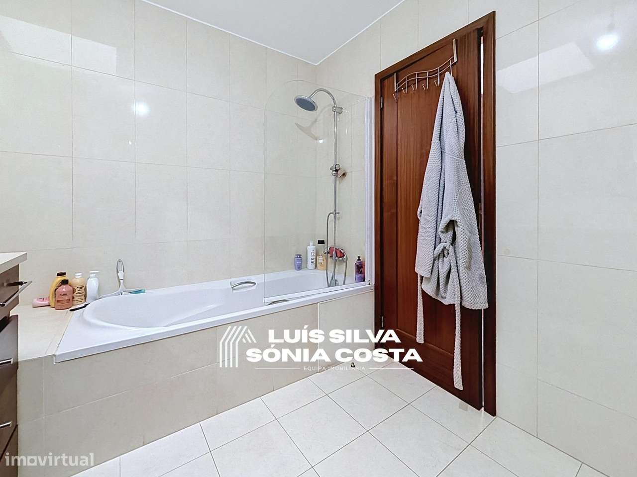 Moradia T4 com Jardim, Pátio, Ótimas Áreas & Excelente...-23