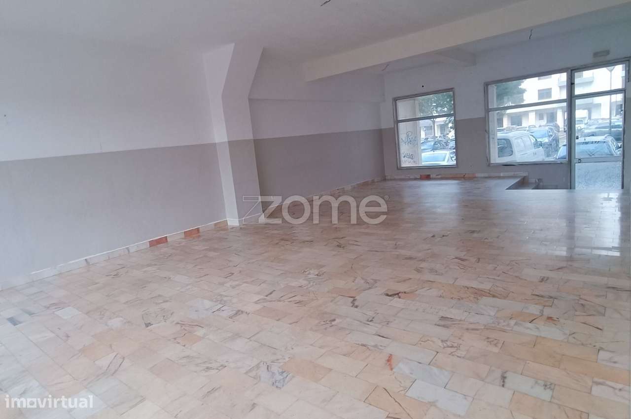 Loja Mem Martins 55 m2 - Grande imagem: 4/15