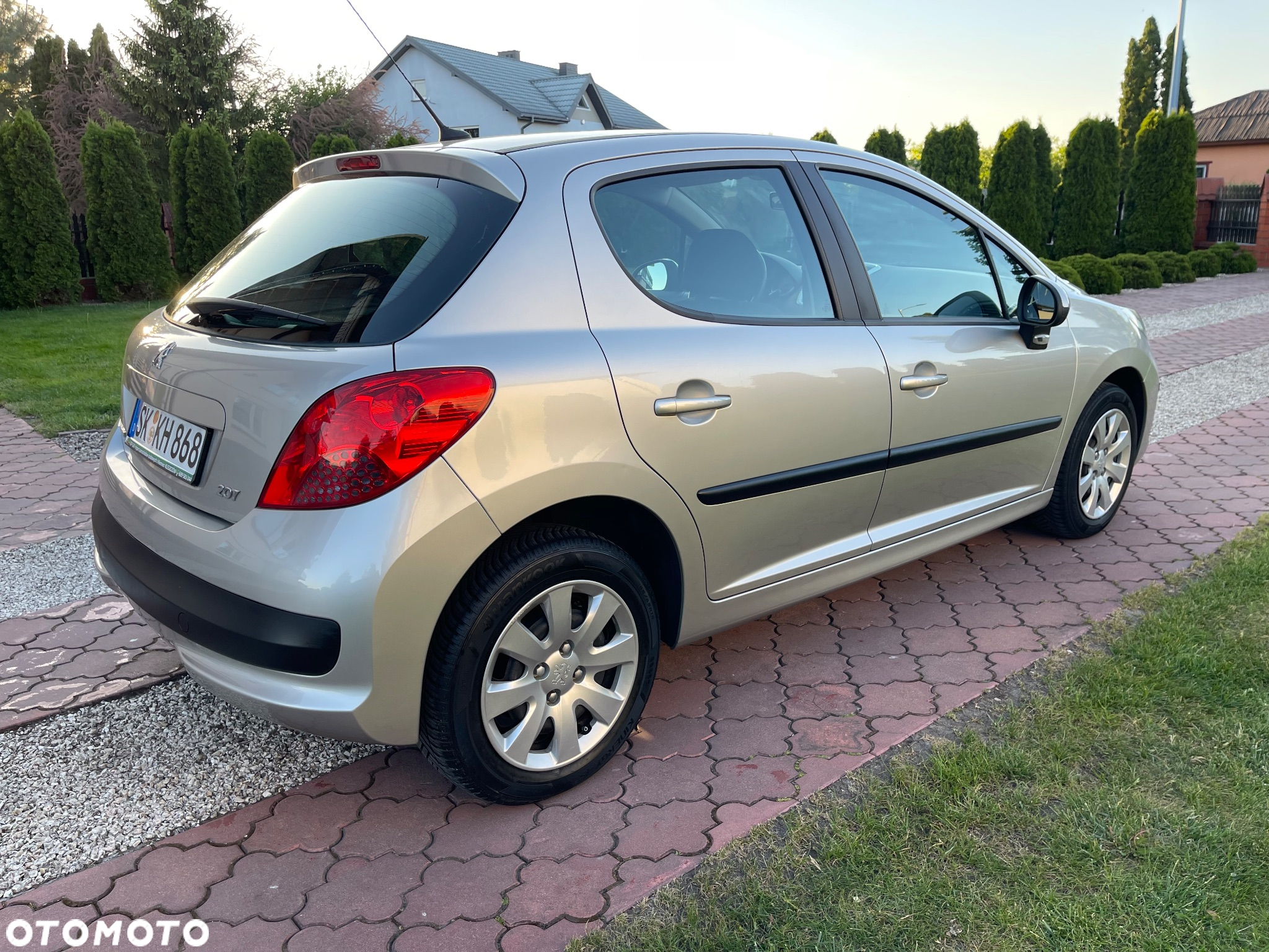 Peugeot 207 1.4 16V Trendy - 6