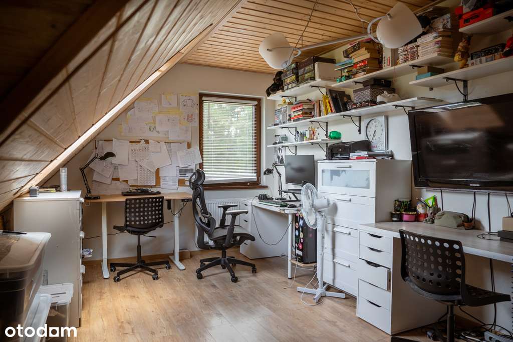 Całoroczny drewniany dom z ogrodem jacuzzi i sauną-11