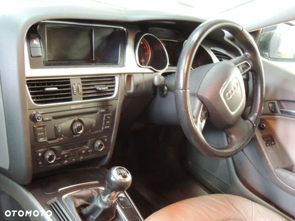 Radio nawigacja AUDI A5 Coupe 8T - 1