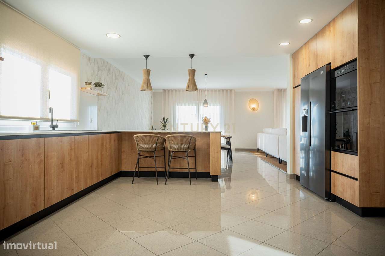 Moradia de Luxo com Piscina Aquecida e Jacuzzi Junto à Praia da Vieira-15