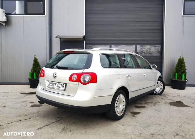 Volkswagen Passat Variant 1.8 TSI Comfortline - 8