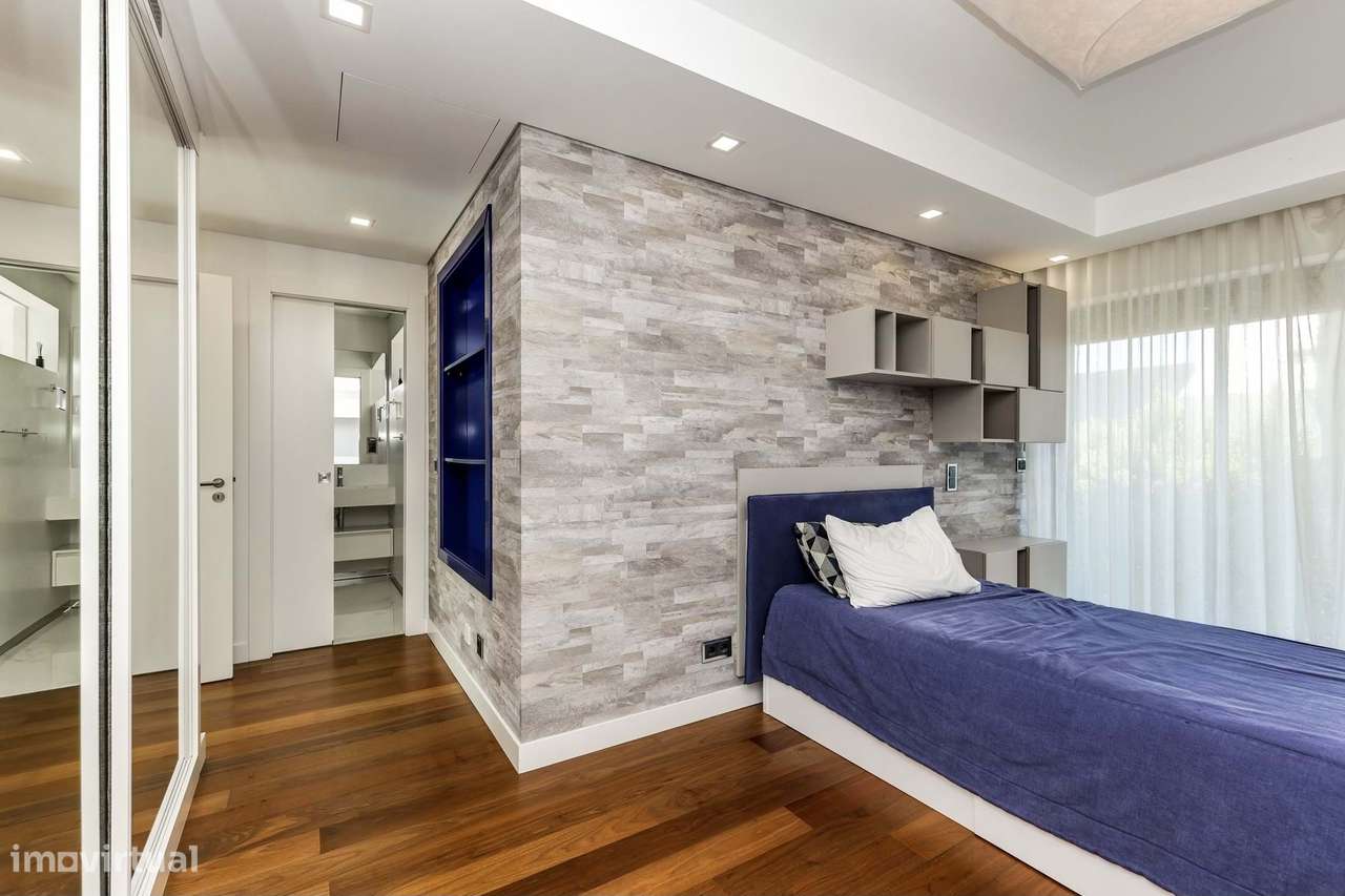 Moradia T5 de Luxo no Estoril — Exclusividade, Conforto e Estilo de Vi-15