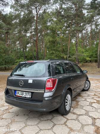 Opel Astra 1.7 CDTI Caravan DPF (119g) Edition - 9