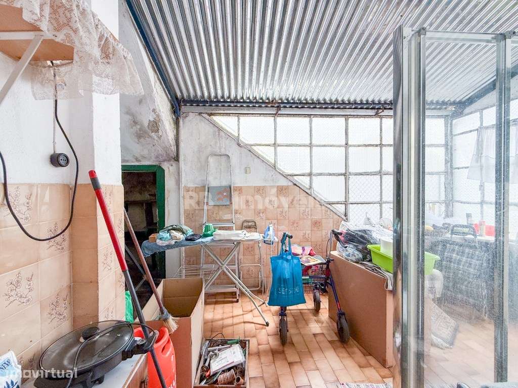 Apartamento T2 a nível do rés do chão com logradouro no centro do E...-10