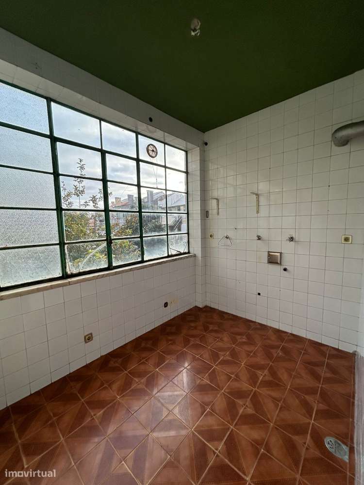 Apartamento T3 em Queluz-7