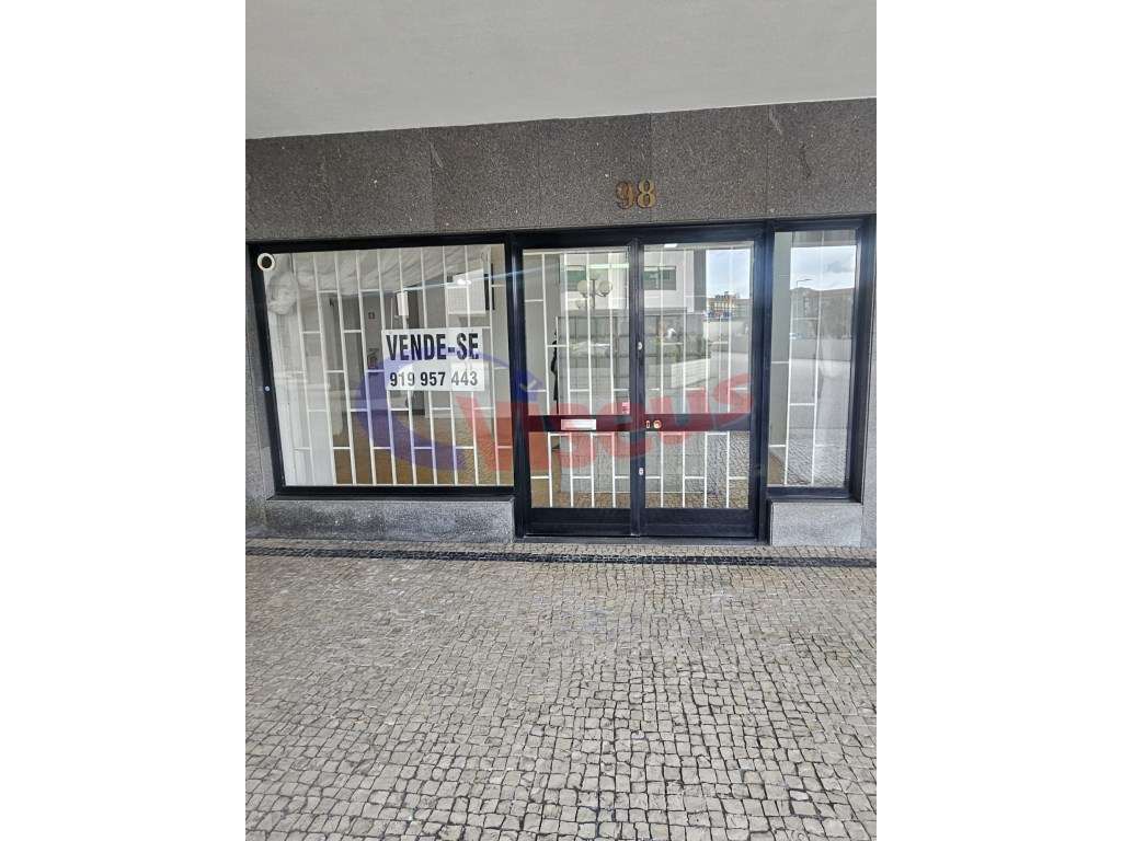 Loja de Rua Gaia Avenida-5