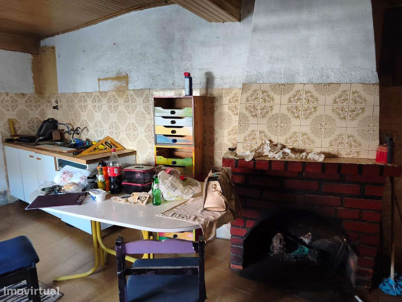 Moradia em Peraboa para renovar-5