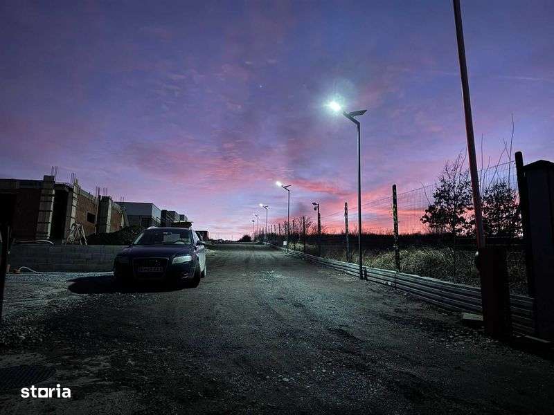Casa noua la rosu, usi si geamuri, utilitati, panorama,  620mp, Oradea - Imagine principală: 4/5