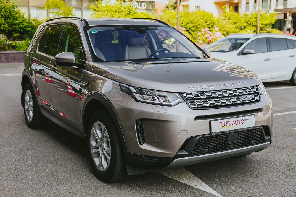 Land Rover Discovery V [2017 - Prezent] 2.0 L TD4 SE 2021