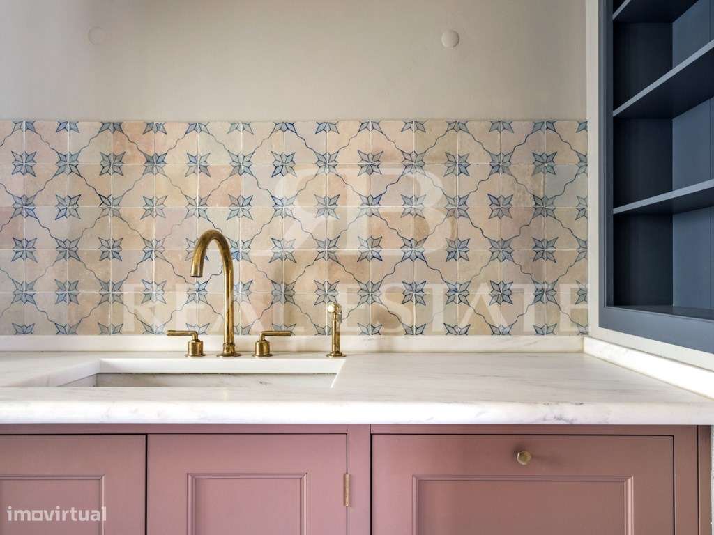 Fabuloso T3+2 com TERRAÇO + VISTA no PRINCIPE REAL - coração de Lisboa-4