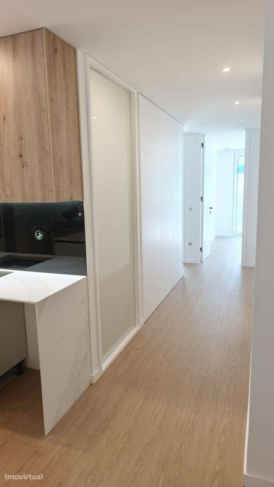 Apartamento T2+1 novo - Centro da cidade-8