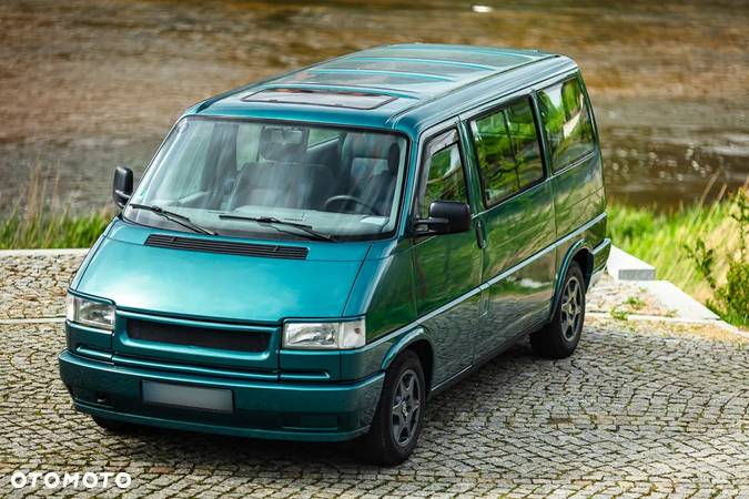 Volkswagen Multivan - 3