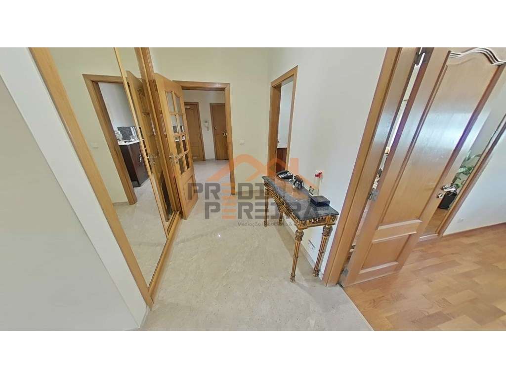 Descubra o Seu Novo Lar: Fantástico Apartamento T3 na Serra da Amor... - Grande imagem: 2/33