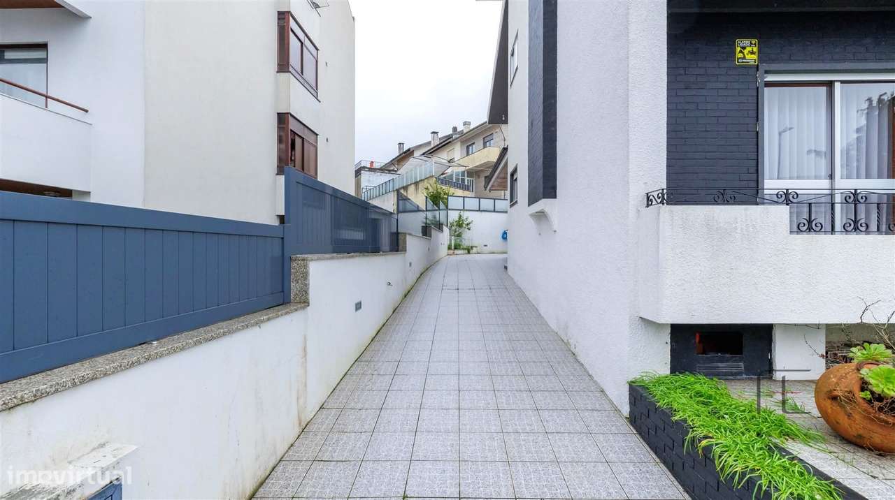 Comprar Fantástica Moradia T3 3Frentes, Palminheira Ermesinde - Grande imagem: 5/26