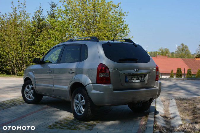 Hyundai Tucson 2.0 Elegance / Premium - 3