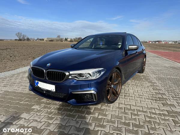 BMW Seria 5 M550i xDrive sport - 1