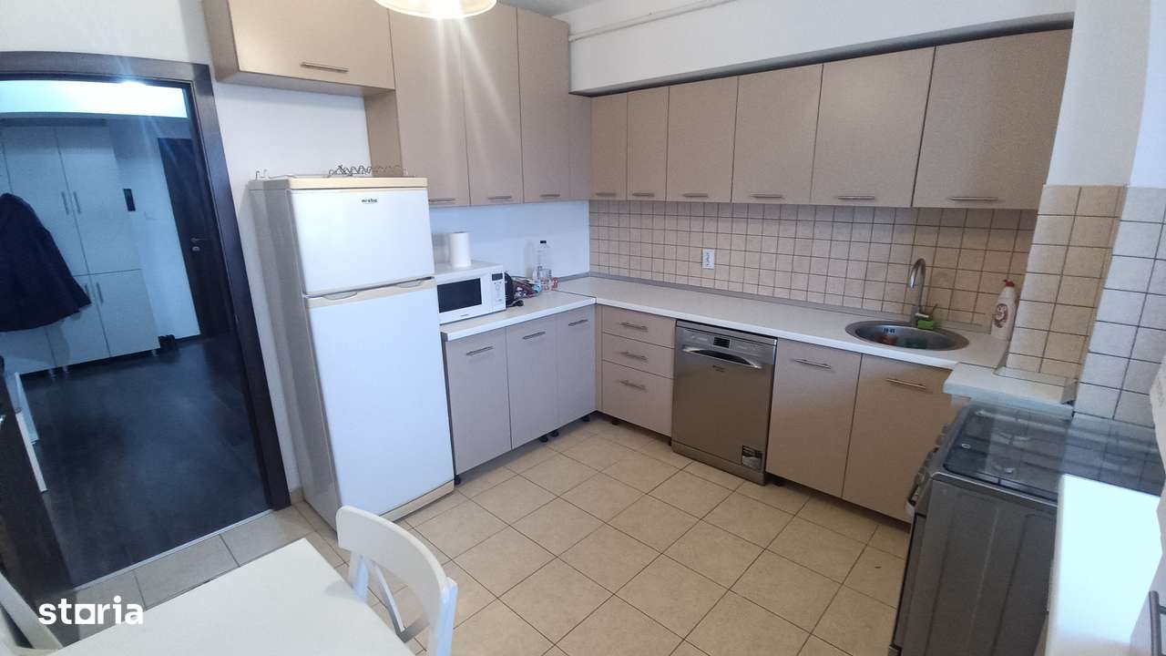 APARTAMENT 3 CAMERE  ET 7/8 - Imagine principală: 3/12