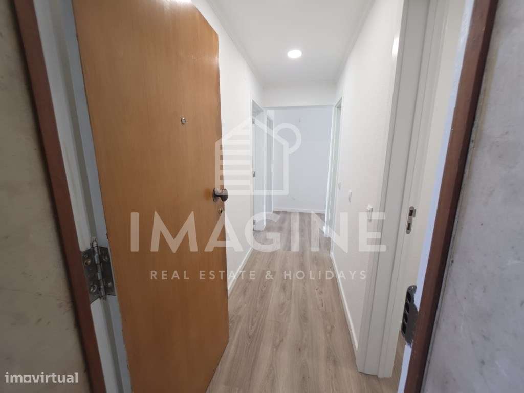 Apartamento T2 Remodelado e equipado em Setúbal-28