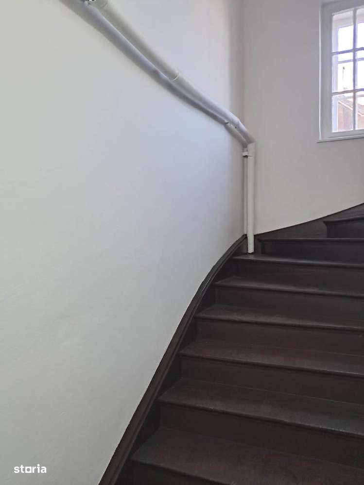 Apartament cu 4 camere la etajul 1 in zona Orasul de Jos-17