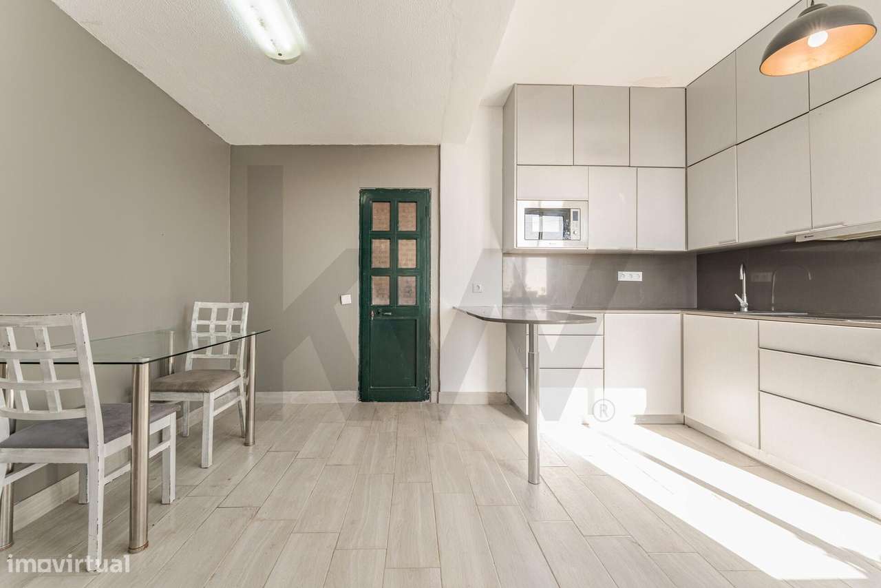 Moradia T1+1 em São Roque com fantástica vista mar-10