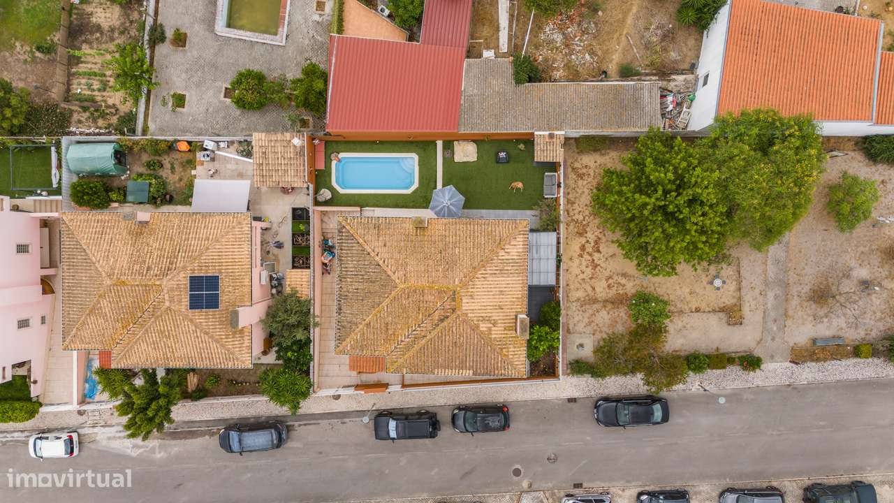 Moradia isolada com 3 quartos, piscina e garagem, na Quinta do Anjo-45